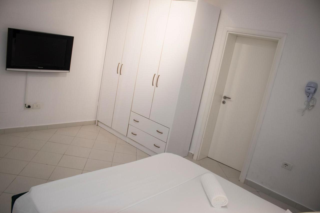 Vila Shehaj Luxury Apartamento Vlorë Exterior foto