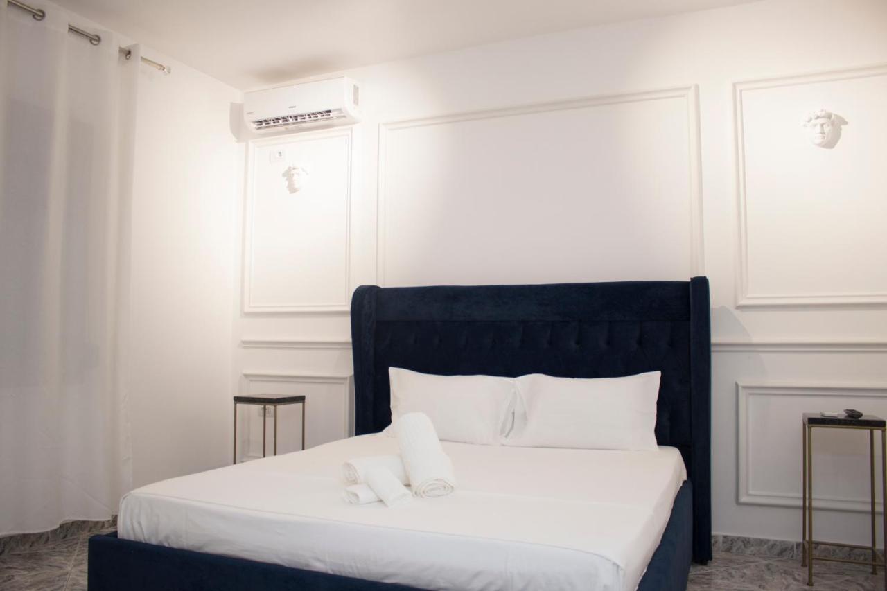Vila Shehaj Luxury Apartamento Vlorë Exterior foto