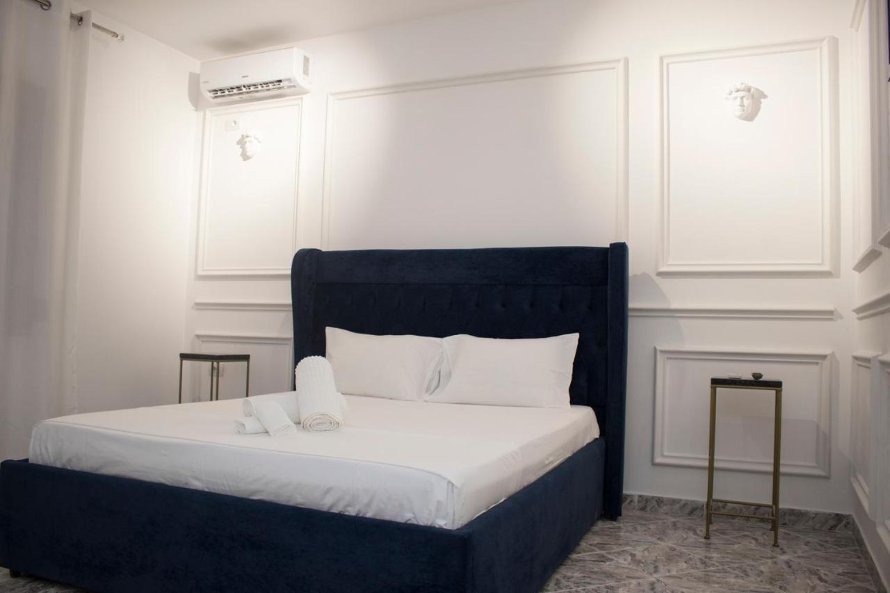 Vila Shehaj Luxury Apartamento Vlorë Exterior foto